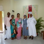 Sr Anne-Curie avec sa famille et Sr Yolanta